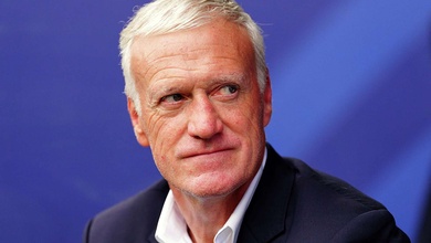 Tuyển Pháp nhận hung tin: Didier Deschamps tức tốc trở về quê nhà chịu tang mẹ