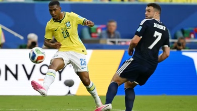 Rayan lập nên một kỳ tích hiếm hoi mà Pele làm được trong màu áo Brazil