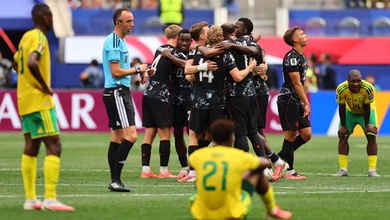 Canada thắng nghẹt thở Nam Phi, viết tiếp giấc mơ World Cup