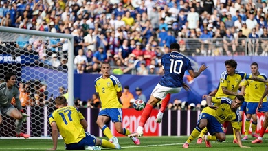 Mbappe phá kỷ lục ghi bàn mọi thời đại trong các trận đấu loại trực tiếp World Cup