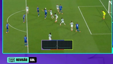 VAR và cảm biến trong bóng từ chối bàn gỡ phút 90+13 của Croatia