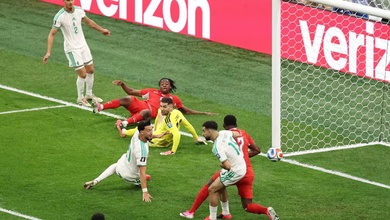 Video: Embolo ghi bàn chớp nhoáng, Thụy Sĩ sớm vượt lên trước Algeria