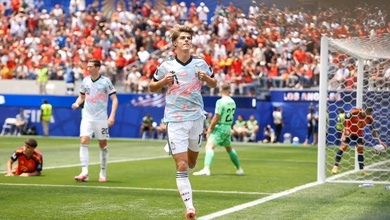 VIDEO De Ketealera khiến Tây Ban Nha nhận bàn thua đầu tiên ở World Cup 2026