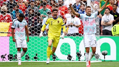 Làm thế nào để đánh bại Courtois, thủ môn hiểu mọi bí quyết của Tây Ban Nha?