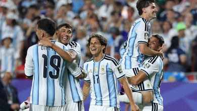 Argentina vượt qua Thụy Sĩ: Nhà Vua chưa chịu rời ngai