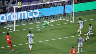VIDEO: Thụy Sĩ phối hợp đẳng cấp, xé toang hàng thủ Argentina để gỡ hòa