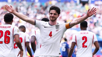 VIDEO: Siêu phẩm của Declan Rice mở màn bữa tiệc 10 bàn ở trận Anh vs Pháp