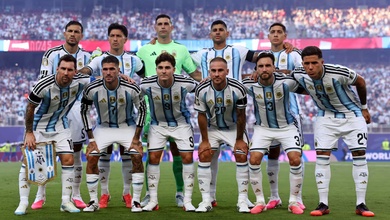 Argentina tái lập kỷ lục của Brazil trong trận chung kết World Cup