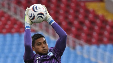 Thủ môn Singapore lấy World Cup làm cảm hứng để khóa chặt hàng công tuyển Việt Nam