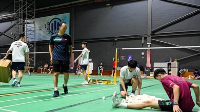 Canh bạc tương lai của cầu lông Malaysia: Tân HLV đơn nam quyết định "đập đi, xây lại"