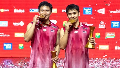 Vô địch Indonesia Open 2026, đôi nam Malaysia quyết định nộp toàn bộ tiền thưởng cho vợ