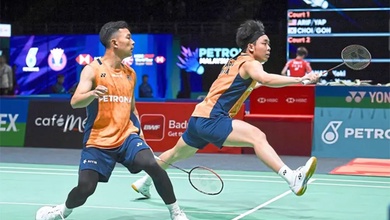 Cặp Roy King-Arif có thể vượt qua đôi chuyên nghiệp Sze Fei-Izzuddin để giành suất tham dự giải cầu lông Thomas Cup