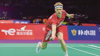 Số 3 thế giới Anders Antonsen bất ngờ thua ở vòng đầu tiên Giải cầu lông Indonesia Masters