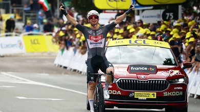 Groves thắng chặng thứ 20 của cuộc đua xe đạp Tour de France 2025 khi Pogacar duy trì vị trí dẫn đầu