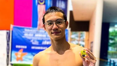 Kình ngư trẻ Yu Jing phá kỷ lục, chấm dứt cơn khát huy chương SEA Games 50m tự do kéo dài 22 năm của làng bơi Malaysia