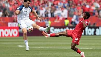 Sead Kolasinac: Điểm tựa thép giúp Bosnia đứng vững tại "chảo lửa" Toronto
