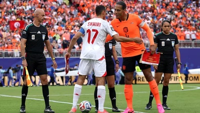 Hy hữu tại World Cup 2026: Tunisia quên cầu thủ trong đường hầm khi hiệp 2 trận gặp Hà Lan bắt đầu