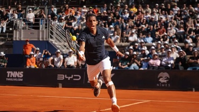 Felix Auger-Aliassime vô địch UTS Nimes 2026: Khi quần vợt "biến hình" để chinh phục khán giả trẻ