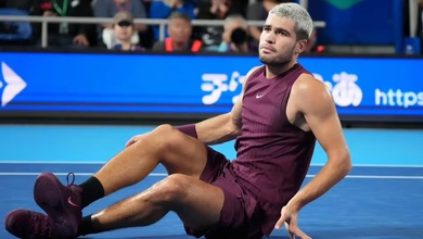 Carlos Alcaraz tìm kiếm HLV quần vợt mới để giải "lời nguyền" Australian Open