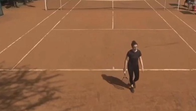 Giải quần vợt quốc tế nhỏ bé ở Kenya bỗng dưng nổi tiếng do trao suất đặc cách cho tay vợt đánh như mới biết chơi