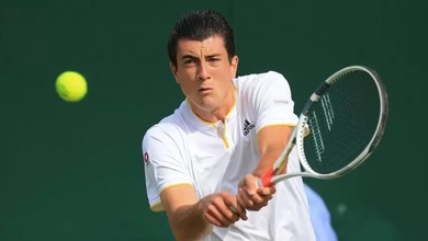 Sebastian Ofner thua trận vòng loại quần vợt Australian Open sau màn ăn mừng quá sớm