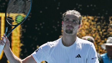 Á quân năm ngoái Zverev vượt qua nỗi lo chấn thương để đánh bại Muller tại giải quần vợt Úc mở rộng