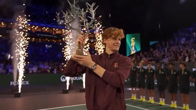 Cột mốc 400 trận đấu của Jannik Sinner gây chấn động làng quần vợt - nhanh hơn cả Federer và Djokovic