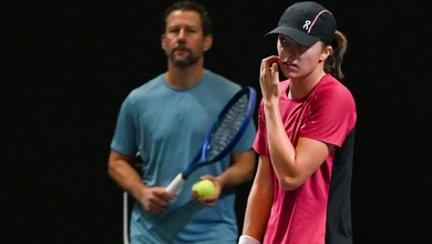 Iga Swiatek chia tay HLV quần vợt Wim Fissette sau thất bại tại Miami: Khi "cuộc chạy marathon" cần một lộ trình mới