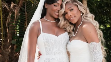 Huyền thoại quần vợt Serena Williams viết lời nhắn đặc biệt gửi Venus Williams sau đám cưới của chị gái