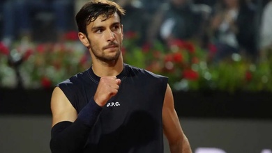 Lorenzo Musetti đánh bại Taylor Fritz để tiến vào tứ kết giải quần vợt Úc mở rộng gặp Novak Djokovic