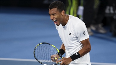 Bán kết quần vợt Dubai 2026: Felix Auger-Aliassime đại chiến Daniil Medvedev – khi những "máy giao bóng" lên tiếng