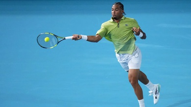 Ngược dòng không tưởng: Arthur Fils đánh bại Tommy Paul, xác lập cột mốc lịch sử tại quần vợt Miami Open 2026