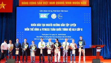Khóa đào tạo thể hình và fitness tại TPHCM của Liên đoàn Cử tạ Thể hình Việt Nam có số lượng học viên kỷ lục