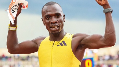Chàng trai Kenya 19 tuổi phá kỷ lục thế giới chạy 1 dặm tại Đức