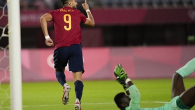 Rafa Mir lập hat-trick khó tin đưa U23 Tây Ban Nha vào bán kết Oympic