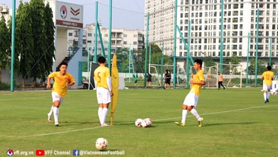 U19 Việt Nam thắng đội đầu bảng V.League trước trận đấu với U19 Thái Lan