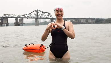 “Tiên cá” Ánh Viên và TikToker Bệu Bé Bỏng hẹn nhau bơi thi ở sông Hồng