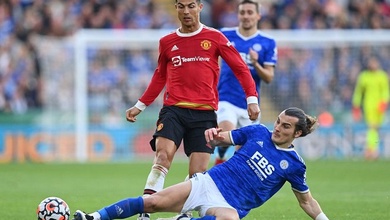 HLV Leicester tiết lộ cách ngăn chặn Ronaldo trong trận thắng MU
