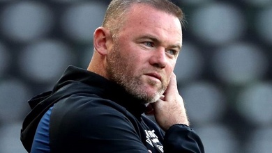 Rooney xin lỗi công khai sau vụ việc với các cô gái trẻ