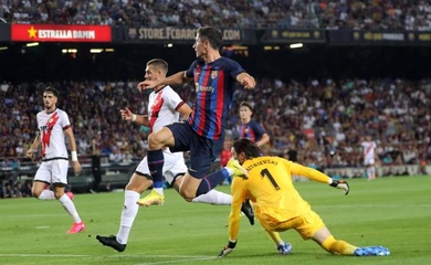 Lewandowski kết thúc kỷ lục đáng kinh ngạc với Barca