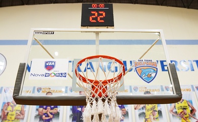 Các dunker VBA thỏa sức "cháy lưới" cùng trụ rổ nội đạt chuẩn FIBA từ VIFASPORT