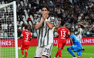 Juventus gặp ác mộng Champions League lần đầu tiên trong lịch sử