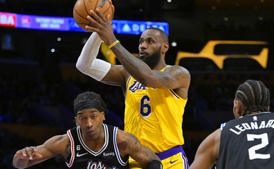 LeBron James đi vào lịch sử NBA với 46 điểm, Lakers vẫn thua đau hàng xóm Clippers