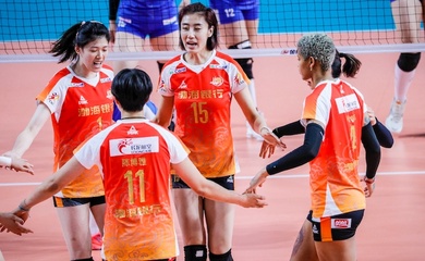 Đội tuyển bóng chuyền nữ Việt Nam đụng độ CLB vô đối Trung Quốc