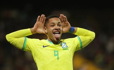 Tuyển Brazil sẽ chứng kiến cầu thủ trẻ nhất ra mắt kể từ Ronaldo