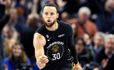 Stephen Curry bùng nổ ở hiệp 4, Warriors ngược dòng cảm xúc trước New Orleans Pelicans
