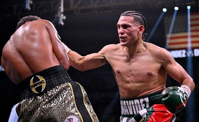 David Benavidez: "Hiện tại Canelo chẳng thể đấu ai khác ngoài tôi"