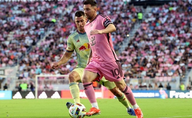 Messi “làm điều mình muốn” ở MLS: Đối thủ quá sợ hãi hoặc quá áp đảo?