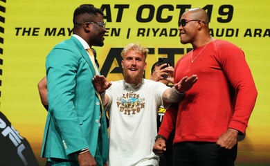 Chưa lên đài, Francis Ngannou được đối thủ Renan Ferreira cảm ơn vì khoản tiền kếch xù