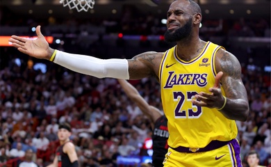 LeBron James than phiền về lịch thi đấu của Los Angeles Lakers giai đoạn preseason